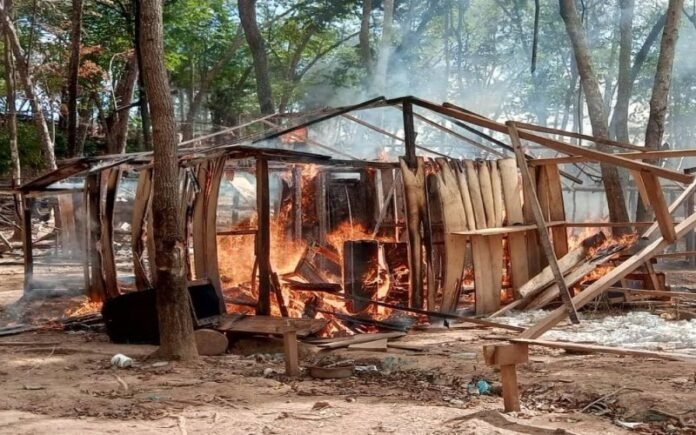 fanb-destruye-una-estructura-de-mineria-ilegal-en-el-sur-del-pais-121272-2cd80f