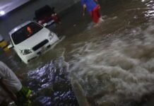 Anegaciones por lluvias azotan varias zonas de Maracay